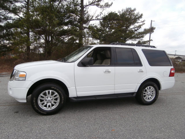 Ford Expedition 2011 photo 3