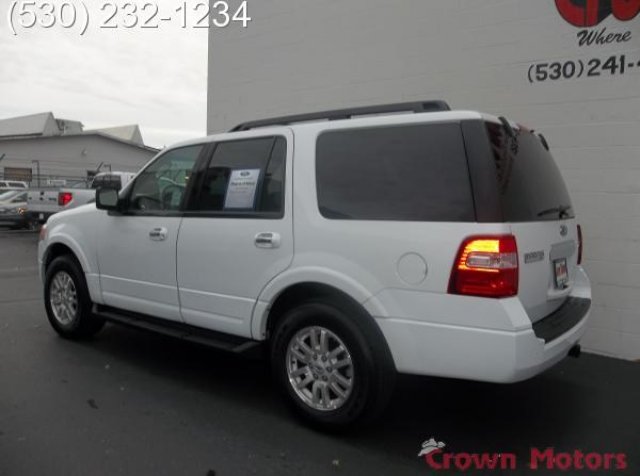 Ford Expedition 2011 photo 1