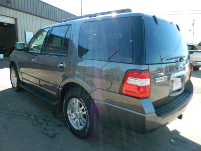 Ford Expedition 2011 photo 3