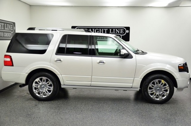 Ford Expedition 2011 photo 4