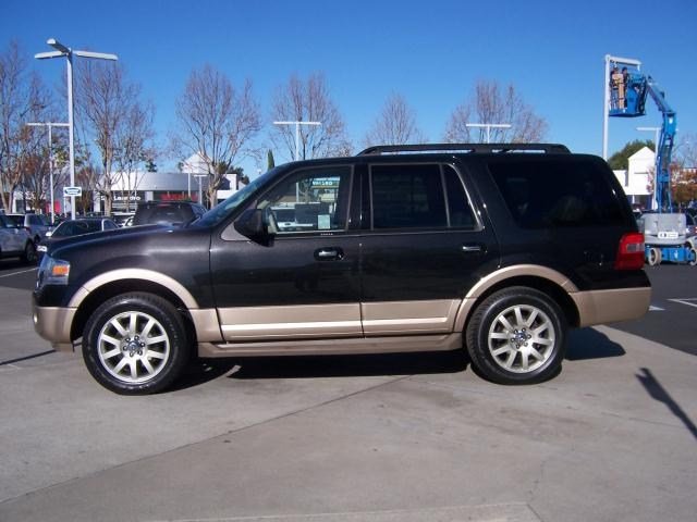 Ford Expedition 2011 photo 4