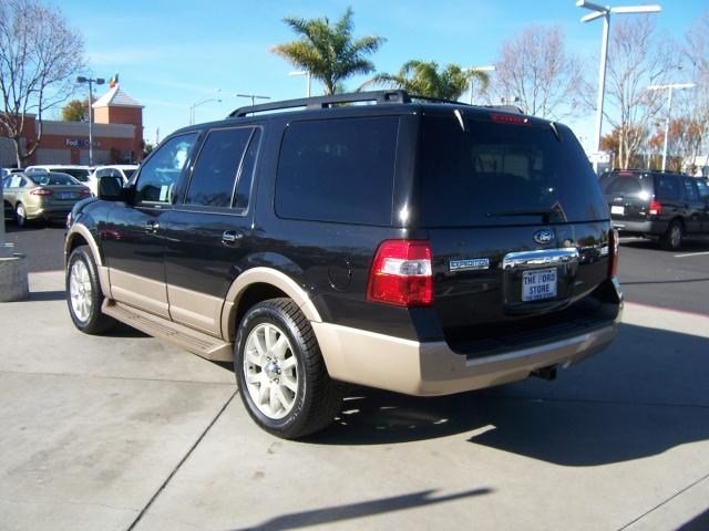 Ford Expedition 2011 photo 3