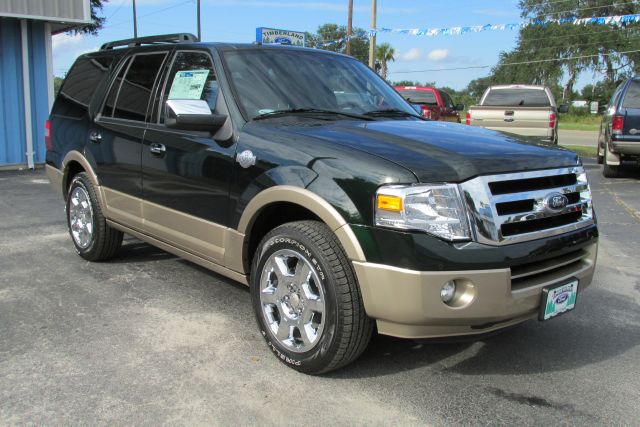 Ford Expedition 2013 photo 1