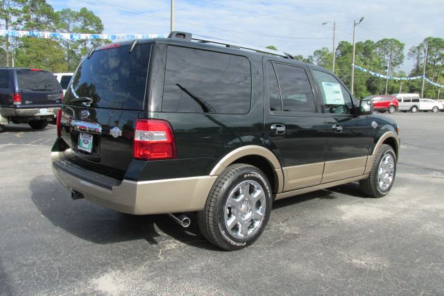 Ford Expedition 2013 photo 4