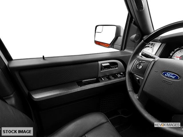 Ford Expedition 2013 photo 4