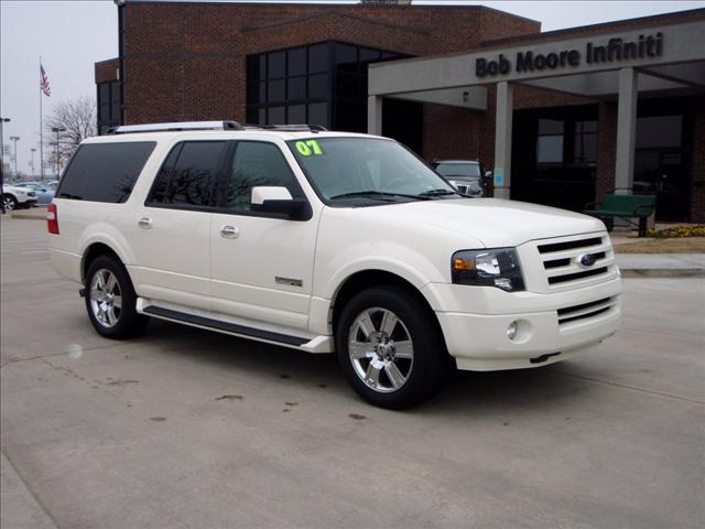 Ford Expedition EL SLT 25 Sport Utility