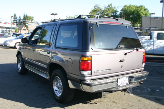 Ford Explorer LT FWD SUV