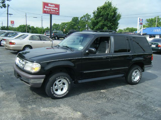 Ford Explorer GXL SUV