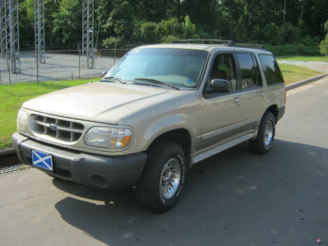 Ford Explorer SL 4x4 Regular Cab SUV