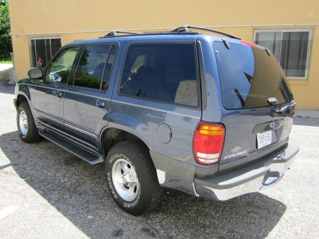 Ford Explorer SL 4x4 Regular Cab SUV