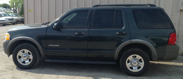 Ford Explorer 2002 photo 0