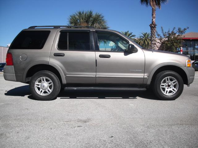 Ford Explorer XLS Sport Utility