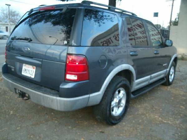 Ford Explorer 2002 photo 0