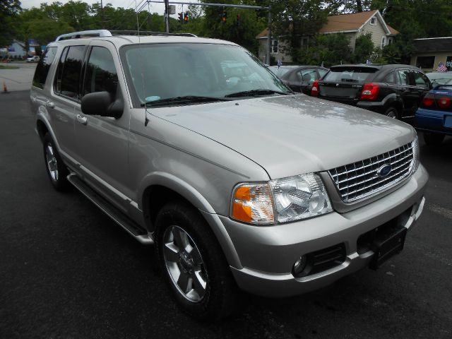 Ford Explorer 2dr LWB SUV