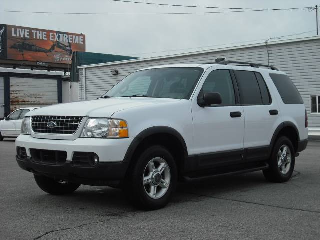 Ford Explorer 2003 photo 4