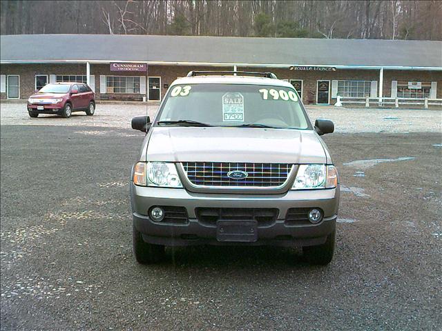 Ford Explorer 2003 photo 3