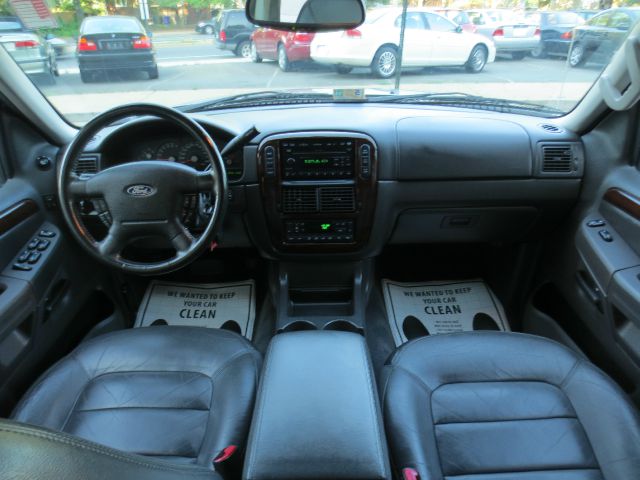 Ford Explorer 2dr LWB SUV