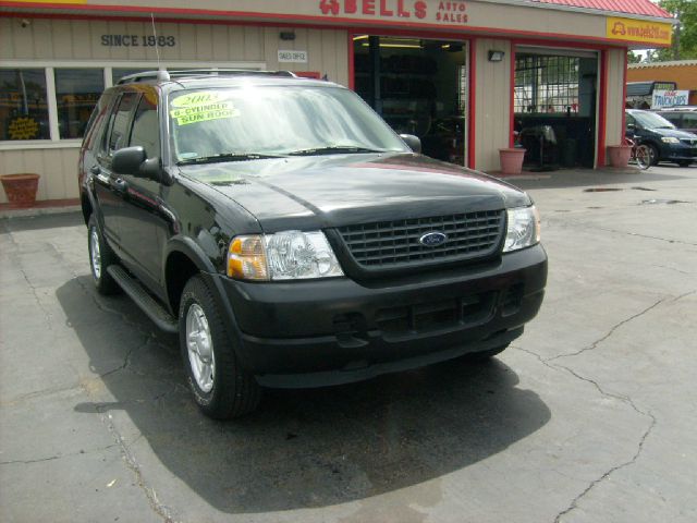 Ford Explorer 2500 4WD SUV