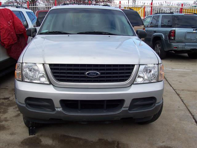 Ford Explorer 2003 photo 1