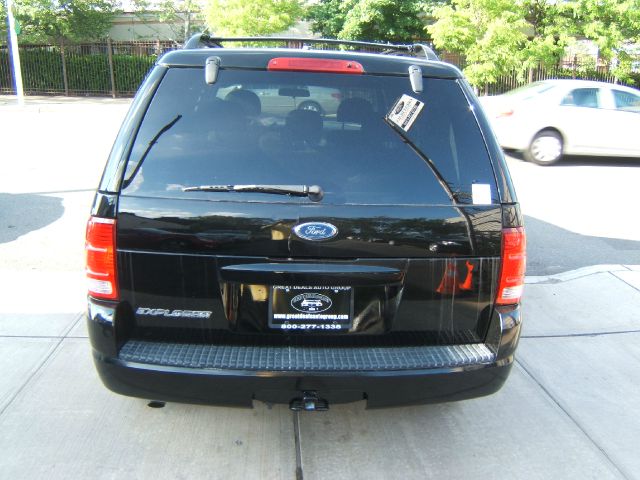 Ford Explorer 2500 4WD SUV