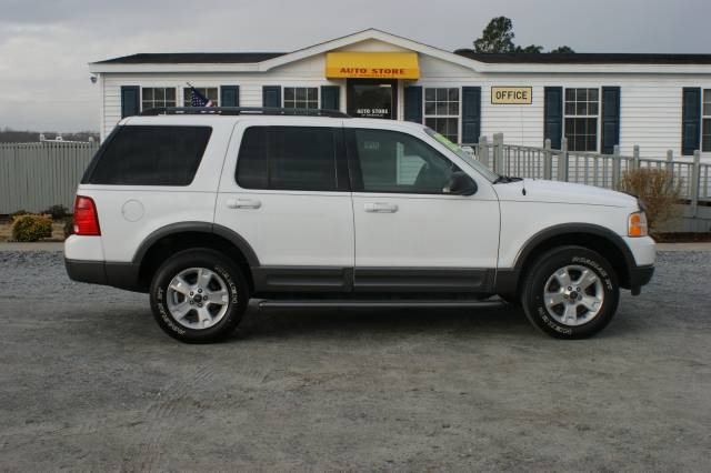 Ford Explorer 2003 photo 2