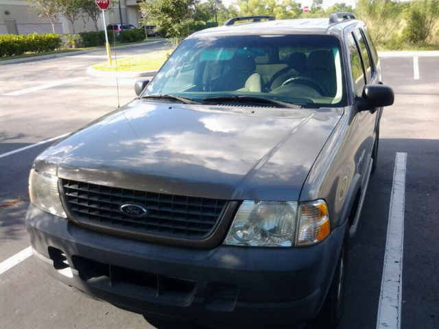 Ford Explorer Unknown SUV