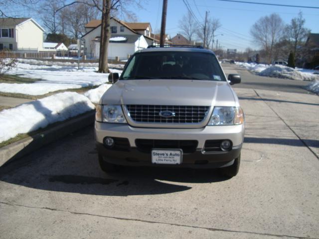 Ford Explorer 2003 photo 3