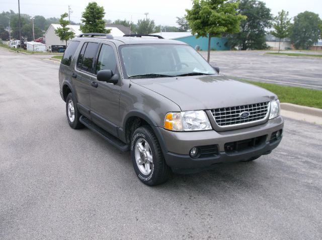 Ford Explorer 2002 Mazda DX SUV