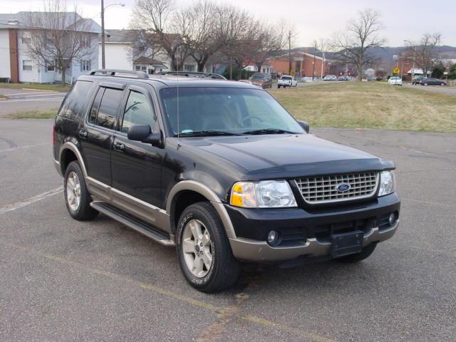 Ford Explorer 2003 photo 2