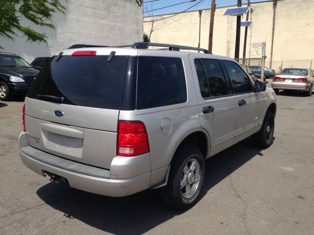 Ford Explorer 2.0T W/ NAV SUV