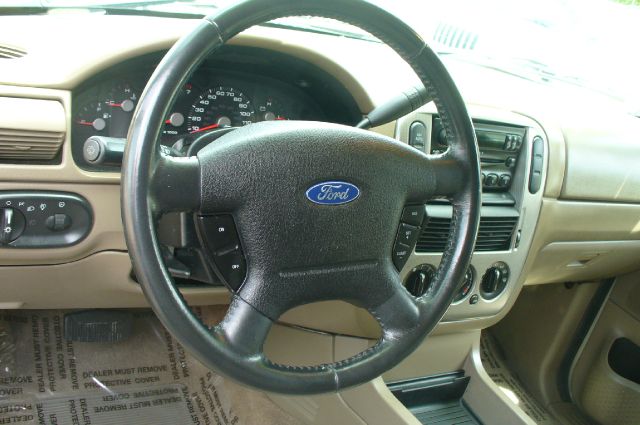 Ford Explorer Base LS LT Mark III SUV