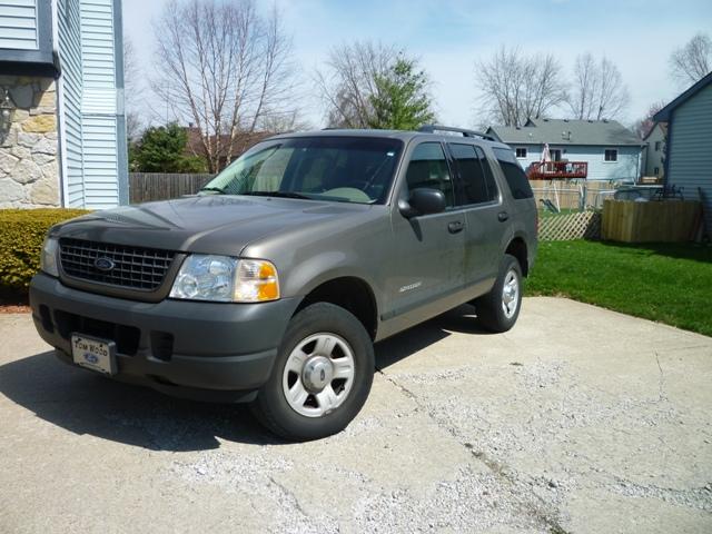 Ford Explorer XLS Sport Utility