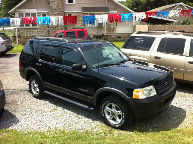 Ford Explorer 2500 4WD SUV