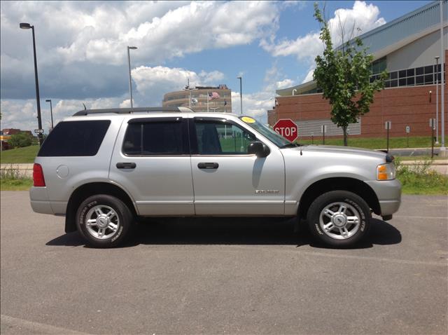 Ford Explorer 2dr Cpe V6 Manual GT Limited SUV