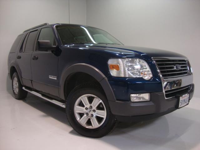 Ford Explorer LT EXT 15 Sport Utility