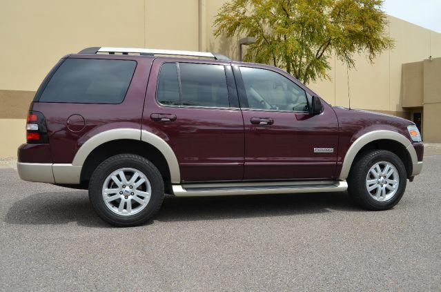 Ford Explorer MOON BOSE Quads SUV