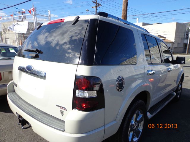 Ford Explorer 2dr LWB SUV