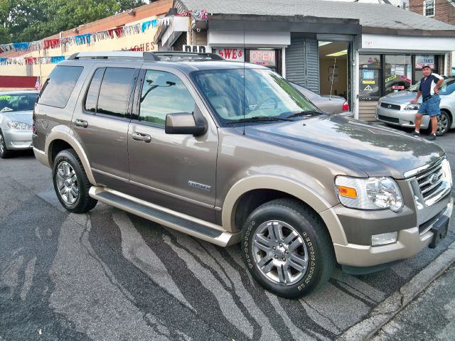 Ford Explorer LT CREW 25 SUV