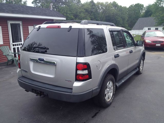 Ford Explorer GXL SUV