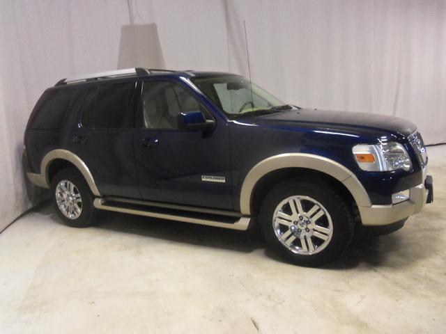 Ford Explorer 6MT SUV