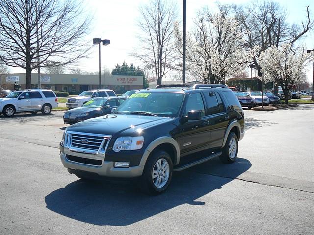 Ford Explorer 5 Speed-sunroof-leather Sport Utility