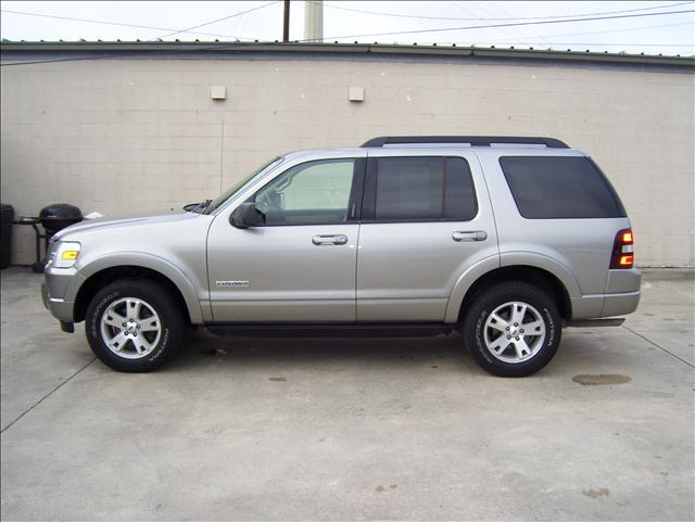 Ford Explorer ESi Sport Utility