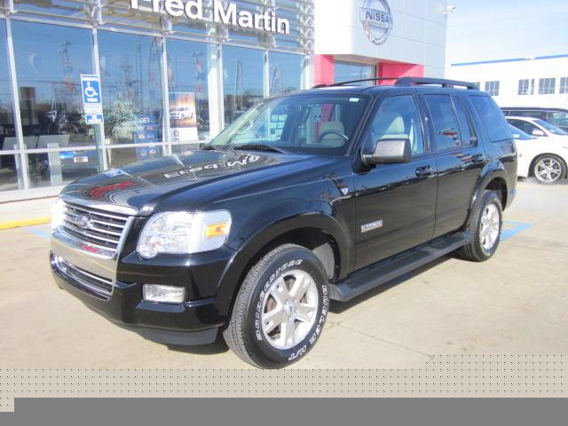 Ford Explorer 2CXL Sport Utility