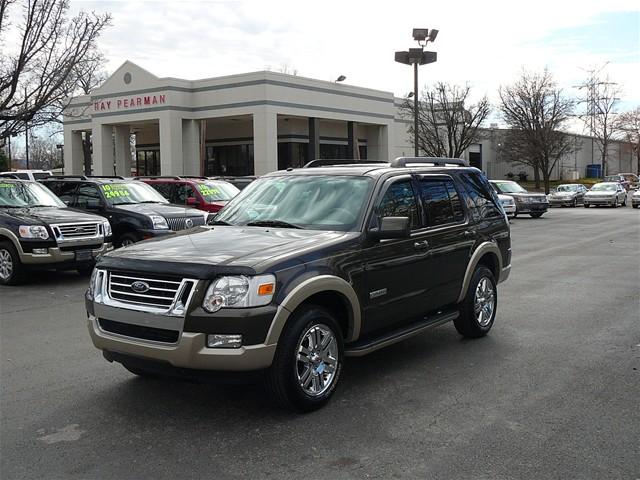 Ford Explorer 5 Speed-sunroof-leather Sport Utility