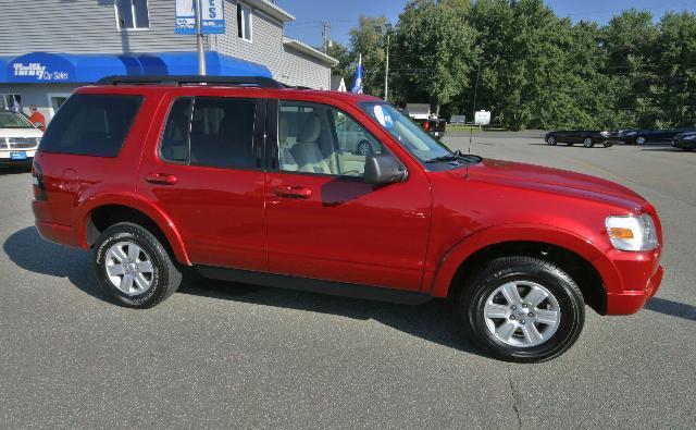 Ford Explorer ESi Sport Utility