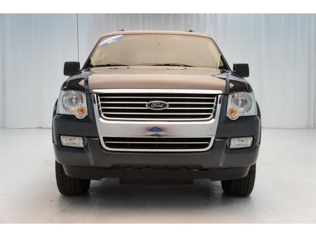 Ford Explorer ESi Sport Utility