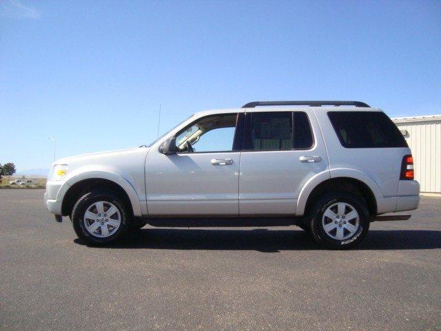 Ford Explorer ESi Sport Utility