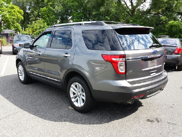 Ford Explorer SL 4x4 Regular Cab SUV