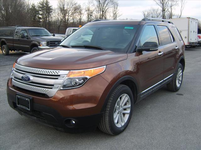 Ford Explorer ESi Sport Utility