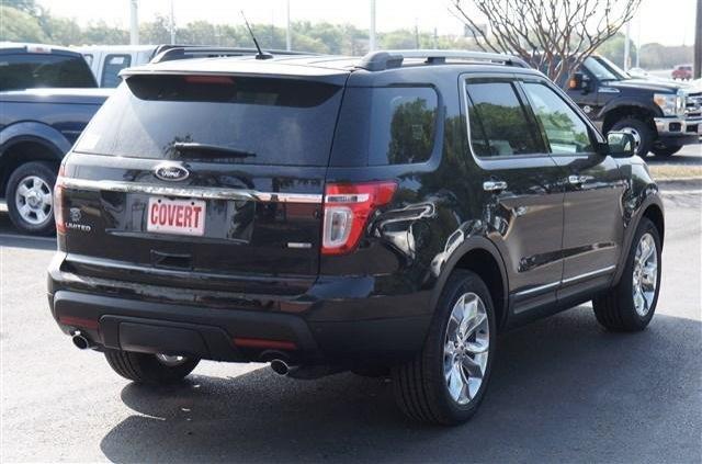 Ford Explorer 2013 photo 0